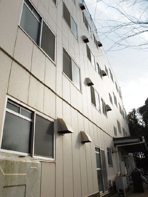 学生寮の外観